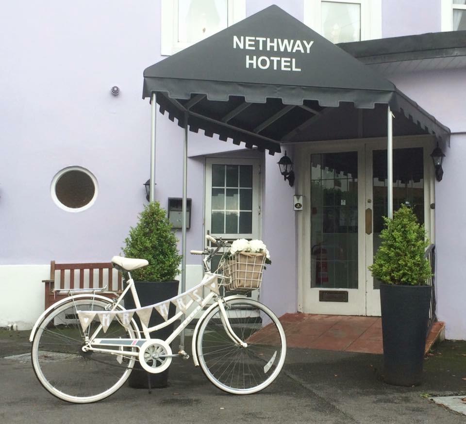 Nethway Hotel Торки Экстерьер фото